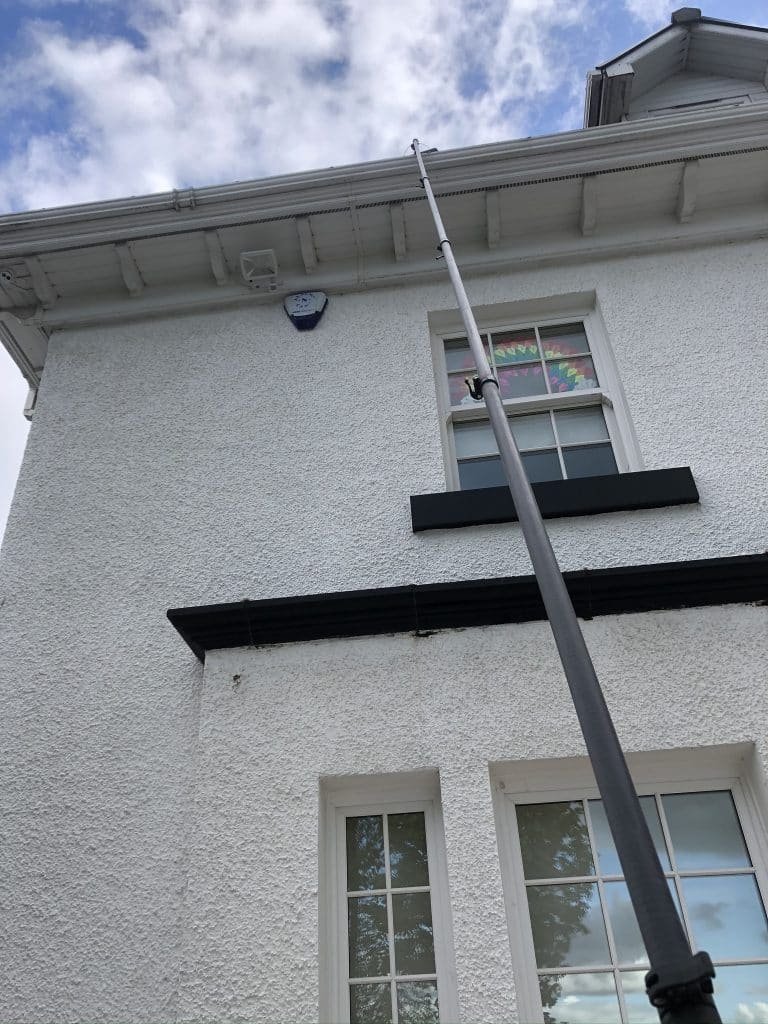 Gutter Cleaning Airdrie: Why Late Spring Is the Best Time 2 Gutter Cleaning Airdrie: Why Late Spring Is the Best Time 2