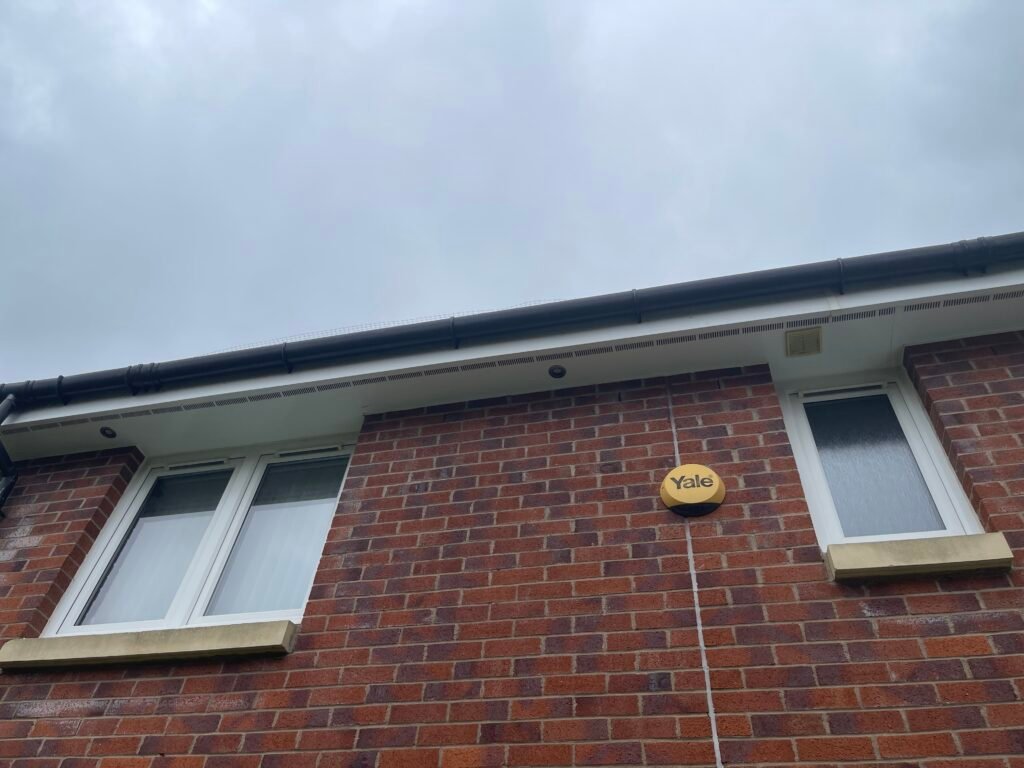 Gutter Cleaning Airdrie: Why Late Spring Is the Best Time 2