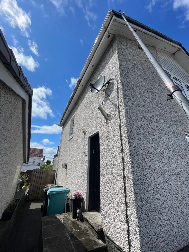 Summer Exterior Cleaning Airdrie: The Complete Homeowner Checklist 1
